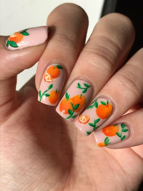 I’ve been kind of obsessed with fruit nails lately, so here’s my attempt at some orange nail art! : RedditLaqueristas Lime Fruit Nails Design, Cutie Themed Nails, Cutie Orange Nail Design, Clementine Nail Art, Fruit Art Nails, Nail Art Oranges, Nail Art Fruit Design, Tangerine Nail Art, Fruit Nail Designs Summer