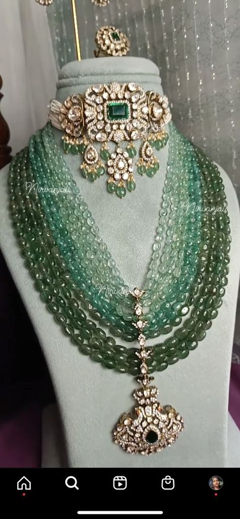 Polki Gold Jewellery, Green Beads Indian Jewellery Gold, Green Beads Necklace Indian, Wedding Jewellery Collection For Bride, Gold Beads Necklace Indian, Green Beads Indian Jewellery, Satlada Necklace, Beads Jewelry Indian Gold, Gold Necklace Design