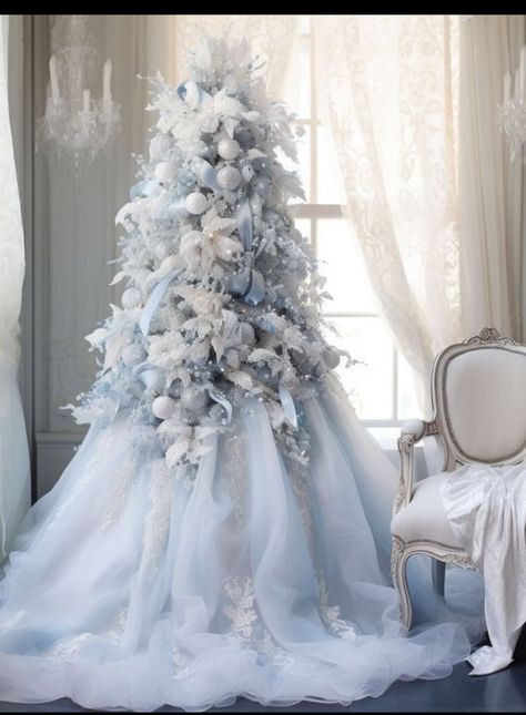 Cinderella Themed Christmas Tree, Cinderella Christmas Decorations, Cinderella Christmas Tree, Elegant Christmas Tree Ideas, Cinderella Christmas, Frozen Christmas Tree, Diy Holiday Decorations, Blue Ornaments, Frozen Christmas