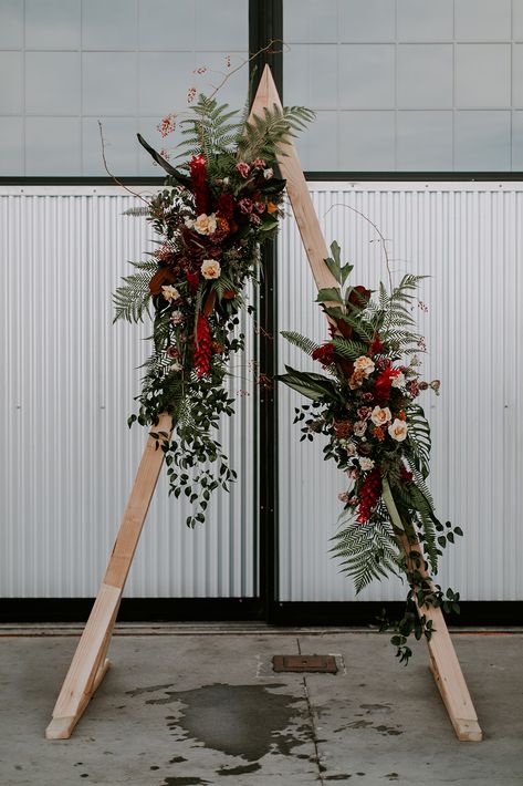 Burgundy Wedding Arch Flowers, Triangle Wedding Arch With Fabric, Red Wedding Arch, Boho Industrial Wedding, Triangle Arbor, Planing Board, Wedding Triangle, Pink And Burgundy Wedding, Alter Decor