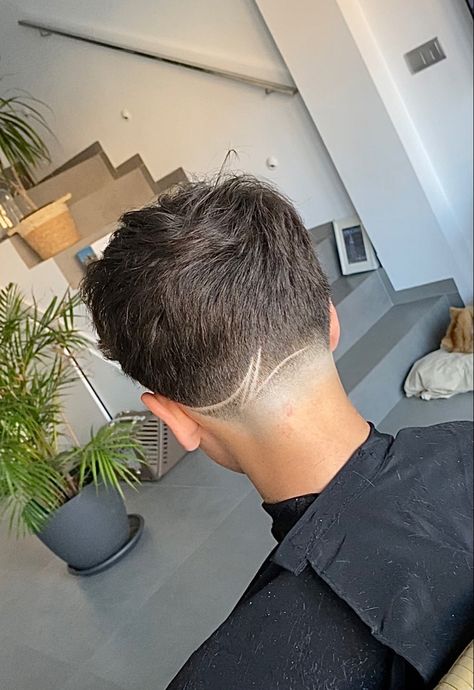 Taper With Design Haircut Men, Haircut Back Design, Simple Taper Design Haircut, Small Taper Design, Simple Taper Design, Taper Freestyle Design, Tapper Fade Freestyle, Freestyle Haircut Designs, Mid Taper Design