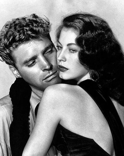 Burt Lancaster & Ava Gardner - The Killers (1946) Burt Lancaster, Gene Tierney, Romance Film, Lana Turner, Couple Poses Reference, Hollywood Couples, Ava Gardner, The Killers, Marlene Dietrich