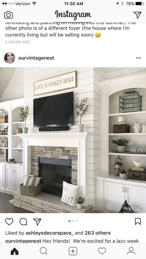 Fireplace Design Camino, Fireplace Built Ins, Farmhouse Fireplace, Casa Vintage, Fireplace Remodel, Home Fireplace, Fireplace Makeover, Design Del Prodotto, Farmhouse Homes