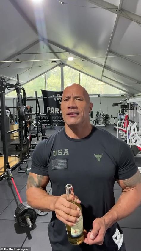 Dwayne 'The Rock' Johnson shares throwback after early pro-wrestling match at flea market for $40 | Daily Mail Online Dwayne Johnson Family, Dwayne Johnson Movies, Dwyane Johnson, Catherine Bell, Scammer Pictures, Rock Johnson, The Rock Dwayne Johnson, Dwayne The Rock, Dwayne Johnson