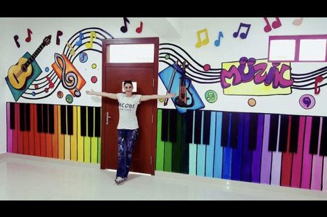 Colorful Piano, Piano Wall, Music Classroom Decor, Classroom Wall Decor, School Wall Art, Music Room Decor, School Murals, Music Decor, Class Decoration