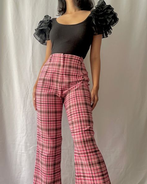 Item - Black top with dramatic sleeves Price - 650+shipping Xs-M Length 15inches Item - Pink plaid pant Price - 699+shipping Waist 28inches Length 10.5inches Length 37inches Plaid Pant, Dramatic Sleeves, Thrift Fashion, Online Thrift, Thrift Shopping, Plaid Pants, Pink Plaid, Black Top, My Favourite