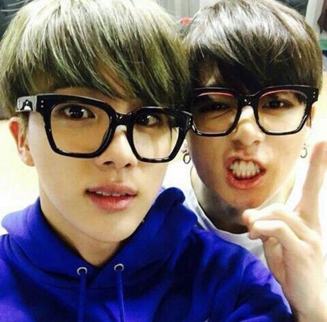 Bts Predebut, Jungkook And Jin, V Bts Wallpaper, Happy Birthday To Us, Body Picture, Worldwide Handsome, I Love Bts, Story Instagram, Bts Bangtan Boy