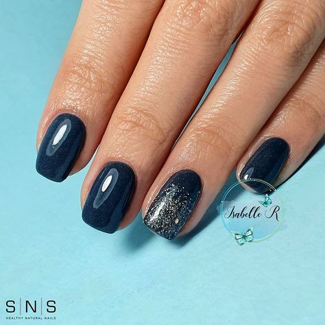 Dark Nails Dip Powder, Navy Sns Nails, Dark Blue Dip Powder Nails, Blue Sns Nails Designs, Navy Blue Dip Powder Nails, Navy Blue Dip Nails, Blue Nails Dip, Sns Dip Nails, Dark Grey Nails