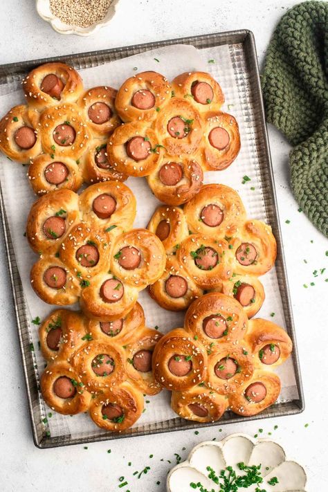 Hot Dog Flower Buns with step-by-step photos | Eat, Little Bird Coconut Buns, Sausage Wrap, Flower Bun, Australian Food, Tasty Bites, Dog Flower, Spring Recipes, Cute Flower, Sausages