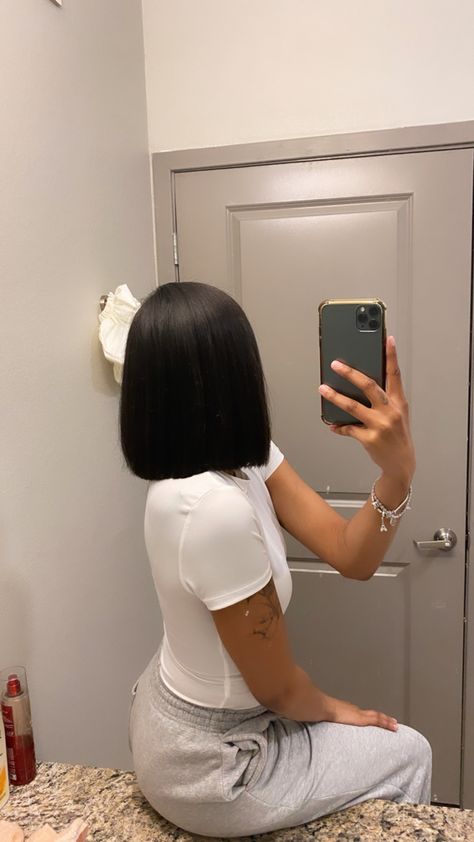 Bob Natural Hairstyles For Black Women, Short Silk Press Natural Hair, Natural Hair Bob Cut, Hair Stayl, Pressed Natural Hair, Straightening Natural Hair, Silk Press Natural Hair, Frontal Wig Hairstyles, Natural Hair Short Cuts