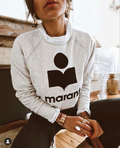 Couture Details, Sweatshirt Outfit, Stockholm Fashion, Weekend Wear, Mens Casual Outfits, Winter Looks, Comfy Casual, Blouse Styles, Isabel Marant