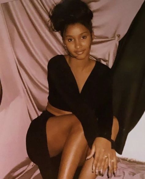 444 | magazine on Twitter: "Baby Bernice > https://t.co/gM2FFyGUU2" / Twitter Bianca Lawson 2000s, Bernice Burgos 90s, Early 2000s Aesthetic Black Women, Vashtie Kola 2000s, 2010s Black Women, Bernice Burgos 2000s, Bernice Burgos Instagram, Early 2000s Video Vixen, 90s Fine Black Women