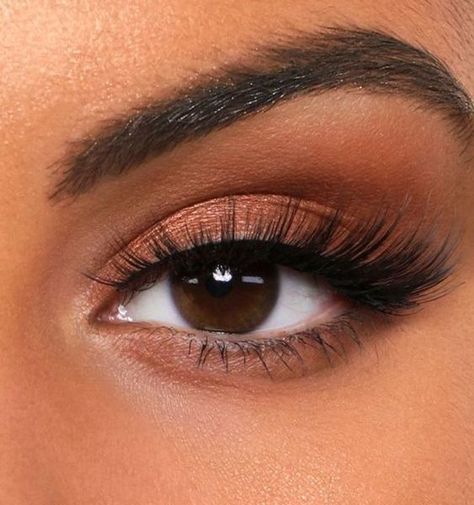 Brown Eyes Pop, Pretty Eyeshadow, Christmas Makeup Look, Simple Makeup Tips, Eyeshadow For Brown Eyes, Fall Makeup Looks, Best Eyeshadow, Makeup Looks For Brown Eyes, Holiday Makeup