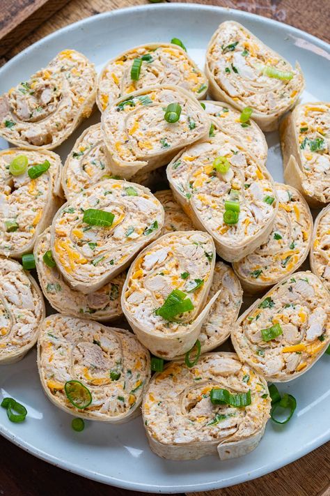 Chicken Tortilla Wraps Roll Ups, Chicken Salad Wraps Tortillas, Chicken Roll Ups Tortilla Wrap Recipes, Closet Cooking Recipes, Light Bites Appetizers, Wrap Roll Ups, Rollup Sandwiches, Chicken Salad Roll Ups, Chicken Salad Rolls