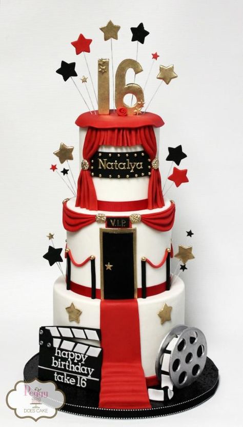 Movie Premiere Sweet 16, Hollywood Theme Sweet 16 Party, Hollywood Cake Ideas, Hollywood Party Cake, Hollywood Birthday Cake, Hollywood Theme Cake, Hollywood Quince, Broadway Sweet 16, Hollywood Sweet 16