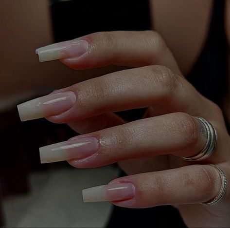 Clear Base French Nails, Hyper Realistic Nails Acrylic, Realistic Acrylic Nails, Clear Tip Nails, Long Nails Design 2024, Hyper Realistic Nails, Healthy Long Nails, Realistic Nails, Thick Nails