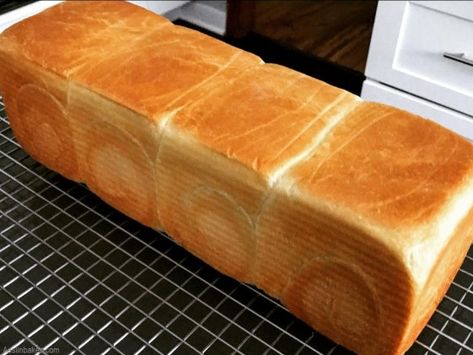 Soft & Delicious Sandwich Milk Bread (Pullman Loaves) - AeslinBakes Loaf Tin Recipes, Soft White Bread Recipe, Pullman Bread, Bread Recepies, Pullman Loaf, Milk Bread Recipe, Bread Dough Recipe, White Bread Recipe, Sandwich Bread Recipes