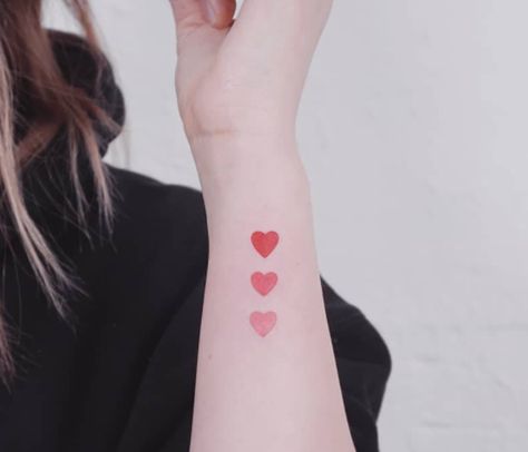 Watercolor Wrist Tattoo, Meaningful Wrist Tattoos, Heart Tattoo Wrist, Red Heart Tattoos, Tiny Tats, Tiny Wrist Tattoos, Small Heart Tattoos, Cool Wrist Tattoos, Tattoo Wrist