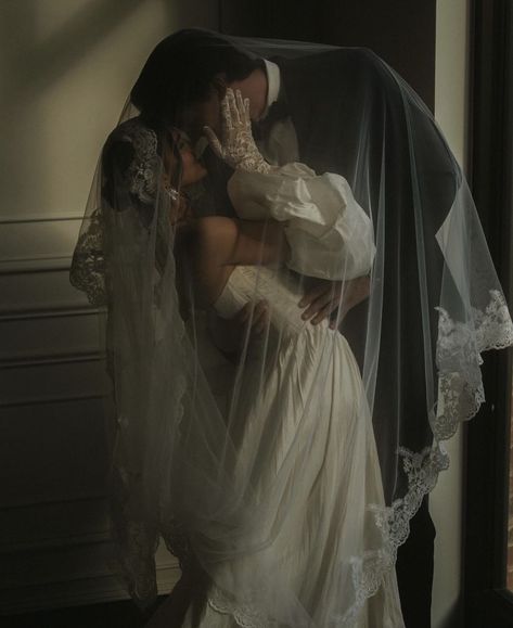 Dreamy Aesthetic Wedding, Veil Engagement Photos, Medieval Couple Aesthetic, Dreamy Wedding Aesthetic, Bride With Brothers, Serene Aesthetic, Wedding Picture Poses, Dream Wedding Ideas Dresses, Future Wedding Plans