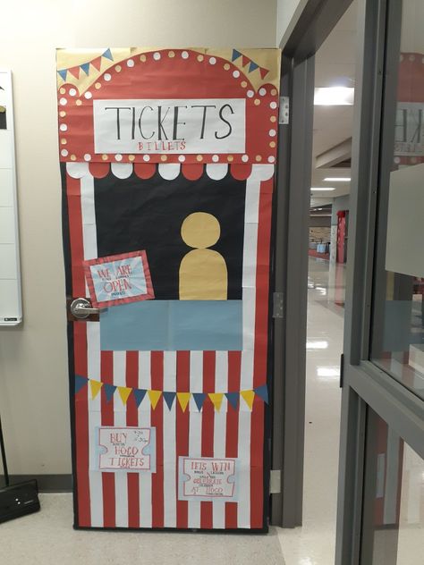 Diy Circus Decorations Classroom, Circus Theme Door Decorations Ideas, Circus Classroom Transformation, Circus Door Decorations, Carnival Door Decorations Classroom, Circus Theme School Hallway, Carnival Door Decorations, Circus Door Decorations Classroom, Circus Classroom Door