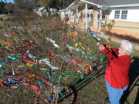 Woman's prayer tree touches lives worldwide Houses Of The Holy, Wishing Tree, Prayer Flags, Son In Law, Random Acts Of Kindness, Find A Job, A Job, Sunday School, Food For Thought