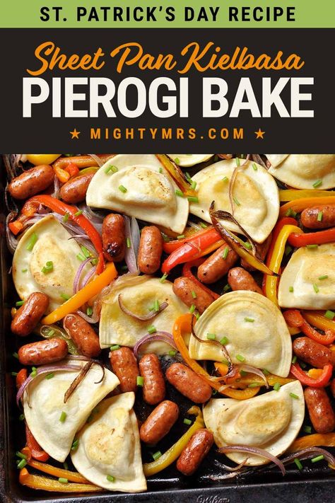 This Kielbasa Pierogi Bake is a delicious sheet pan dinner made with pierogies, kielbasa, bell peppers and red onions then finished off with fresh or dried chives. A quick and easy St. Patrick's Day dinner idea! SUPER easy! Made with frozen pierogies or we like to buy local homemade pierogies. Everything bakes in the oven on a baking sheet so clean it is simple — just one pan! The whole family will love this kielbasa and pierogi meal. Pierogies And Kielbasa, Dinners Recipes, Sheet Pan Dinners Recipes, Recipe Sheets, Pan Dinners, Fast Dinners, Kielbasa, Super Easy Recipes, Sheet Pan Dinners