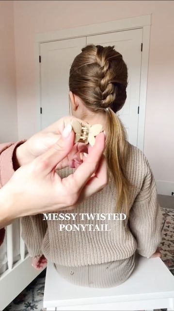 Aynsley Ovard Jorgensen on Instagram: "We had about 5 min to get ready today… LOVE HOW IT TURNED OUT 🫶🏻 #easyhairstyles #toddlerhair #hairstyle #toddlerhair #toddlersofinstagram #heatlesshair #hairtutorial #hairinspo" Aynsley Ovard, Heatless Hairstyles, Toddler Hair, Hair Tutorial, Easy Hairstyles, Hair Inspo, Turn Ons, Hair Styles, Hair