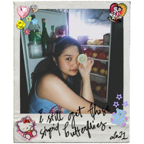 I just edited this on PicsArt :)) and put a cute stickers on it just like some y2k shoots had n to achieve aes look. #Y2k #Polaroid #Y2kEdits #Edits #Cute #Aesthetic Stickers Photoshoot, Y2k Polaroid, Sticker Photoshoot, Polaroid Editorial, Yearbook Club, Polaroid Collage, Cute Polaroid, Y2k Edits, Yearbook Photoshoot