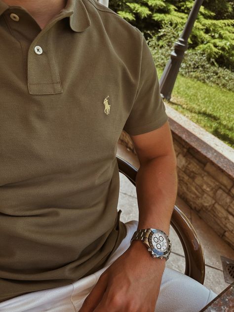 Polo Men Aesthetic, Polo Shirt Outfit Men Summer, Old Money Men Aesthetic, Polo Aesthetic, Mens Fashion Aesthetic, Men Old Money, Polo Ralph Lauren Outfits, Essentials For Men, Luxury Essentials