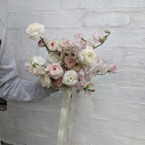 Sweet Pea Bouquet Wedding, Sweetpea Bouquet Wedding, Wedding Bouquets Sweet Peas, Butterfly Ranunculus Bouquet, Butterfly Ranunculus, Spring Wedding Flowers, Floral Studio, Fine Art Wedding Photography, Sweet Pea