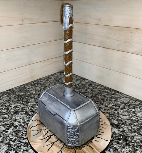 Thor Birthday Cake, Thor Birthday Party, Thor Cake, Thor Birthday, Cake Design Images, Cake Designs Images, Horse Party, Harry Potter Decor, Easy Cake Decorating