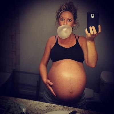 Chloe Johnson, Big Pregnant, Prego Outfits, Lady In Waiting, Ready To Pop, Big Belly, Pregnancy Test, Pregnant Belly, Feeling Sick