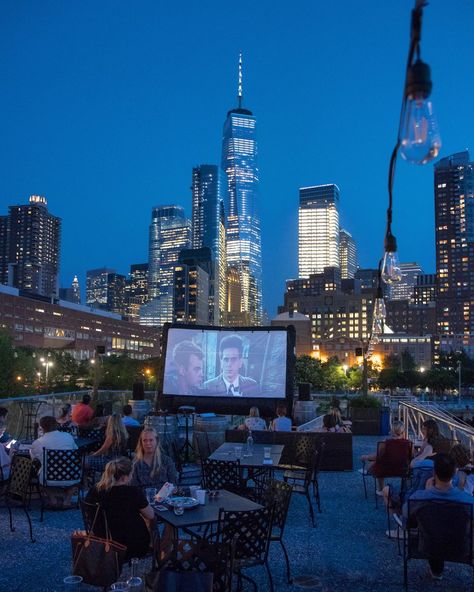 Max Guliani on Twitter 201808: "Monday Rooftop Movie Nights at City Vineyard on Pier 26 🎥🌃… " Rooftop Movie Night, Rooftop Night View Aesthetic, Rooftop Movie Aesthetic, Rooftop Movie Theater, Rooftop View Night Aesthetic, Rooftop Movie, Night City View From Rooftop, Rooftop Ideas, Rooftop Cinema