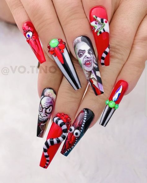 Movie Nail Art, Hollywood Dream, It Nails, Horror Nails, Holloween Nails, Halloween Acrylic, Themed Nails, Cute Halloween Nails, Halloween Acrylic Nails