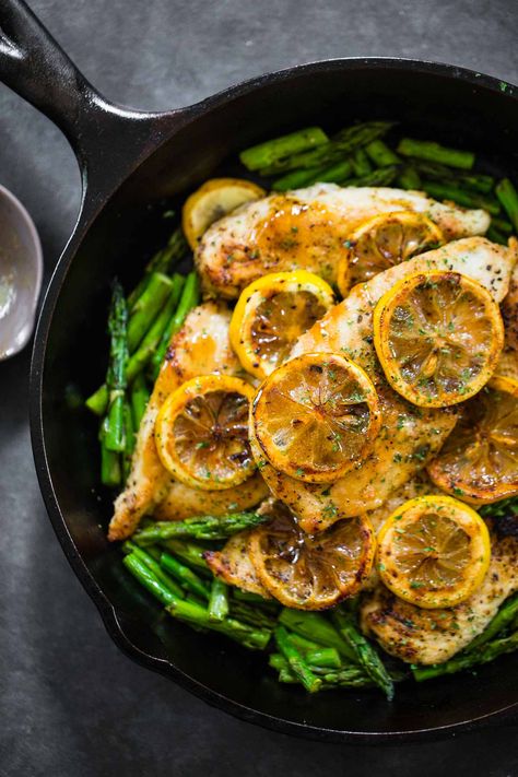 Chicken With Asparagus, Clean Lunch, Lemon Chicken With Asparagus, 5 Ingredient Dinners, Weeknight Recipes, Paleo Meals, Clean Eating Recipes For Dinner, Recipes Paleo, Chicken Asparagus