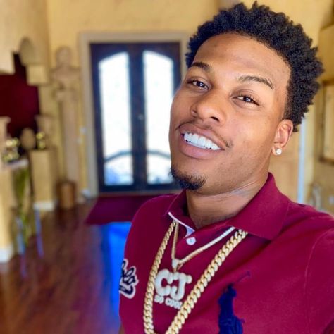 CJ So Cool is YouTuber and a rapper from America. Read the complete article for CJ So Cool Height, Wiki, Bio, Net Worth, Height, Age, House, Kids, Son, Daughter, Car, and so on. Wiki CJ So Cool is an American rapper and a Youtuber. He owns a YouTube channel by his name with more than […] Read more about CJ So Cool Wiki Bio Worth - Wiki, Bio, Net Worth, Age, Height of Celebrities Cj So Cool, Cool Back Tattoos, Cool House, Happy Married Life, Back Of Shoulder Tattoo, Youtube Stars, American Rappers, New Haircuts