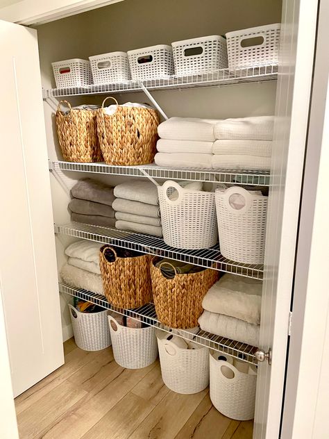 Blanket Organization, Blanket Closet, Unfinished Basement Storage, Satisfying Organization, Closet Organization Bins, Linen Closet Storage, Laundry Makeover, Store Blankets, Closet Organized