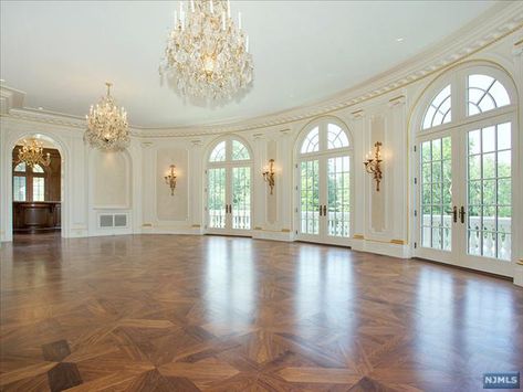 ballroom Belle Photoshoot, Ball Rooms, Stone Mansion, Ball Room, Dance Rooms, Rich Home, Mansion Interior, Expensive Houses, Empty Room