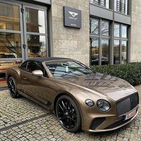 Bentley Truck, Bentley Continental Gt Convertible, Luxury Cars Bentley, Bentley Continental Gt Speed, New Bentley, Photoshoot Summer, Luxury Cars Rolls Royce, Bentley Motors, Auto Retro