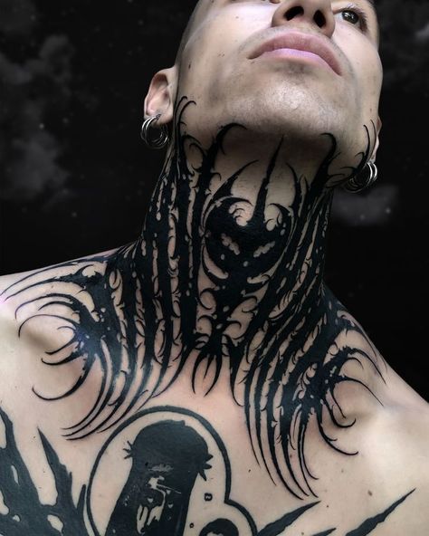 Tattoo Artist Tips, Gothic Tattoos, Oni Tattoo, Throat Tattoo, Evil Tattoos, Blackout Tattoo, Crow Tattoo, Tattoo People, Half Sleeve Tattoos For Guys