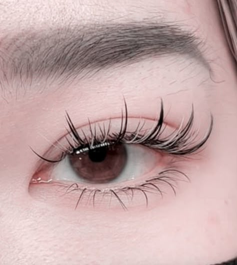 Manhwa Eyelashes, White Eyelash Extensions, Manhwa Lashes, White Lashes, Manga Lashes, White Eyelashes, Lash Extensions Styles, Cute Eye Makeup, Natural Eyelash Extensions