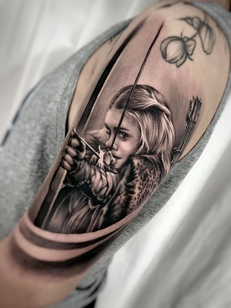 Done by: @sloan_purple at Dubai Hills Tattoo guest spot. Hills Tattoo, Archery Tattoo, Archer Tattoo, Wood Tattoo, Female Warrior Tattoo, Dubai Hills, Cactus Tattoo, Men Tattoos Arm Sleeve, Cool Arm Tattoos