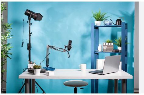 Youtuber Backdrop Ideas, Youtube Setup Ideas, Content Creation Room, Small Youtube Studio Ideas, Home Youtube Studio Ideas, Youtube Studio Ideas Decor, Youtube Setup Ideas Background, Youtube Studio Background, Video Studio Setup