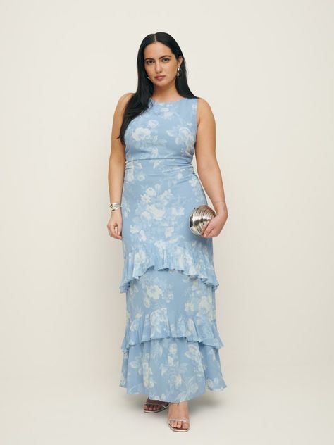 Blue Wedding Guest Dresses, Patterned Bridesmaid Dresses, Formal Wedding Attire, Fancy Shop, Formal Dress Code, Fitting Skirt, Floral Bridesmaid Dresses, Light Blue Wedding, Guest Attire