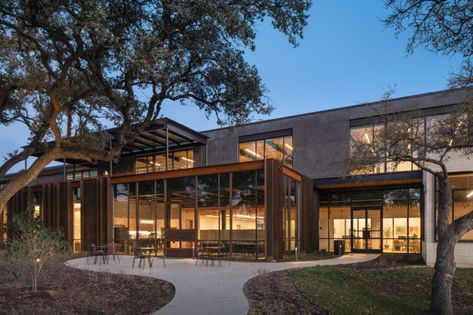 Michael Hsu's New Office for James Avery Brings the Spirit of the Texas Hill Country to Suburban Austin - Metropolis Light Stained Wood, Michael Hsu, Skatepark Design, Country Office, Texas Hills, Timber Construction, Inclusive Design, New Office, James Avery