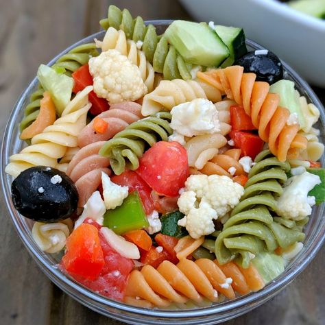 Low Calorie Pasta Salad Low Calorie Pasta Salad, Health Beet, Low Calorie Pasta, Pasta Calories, Low Calorie Salad, Salad Appetizer Cups, Seafood Salad Pasta, Healthy Pasta Salad, Side Salad Recipes