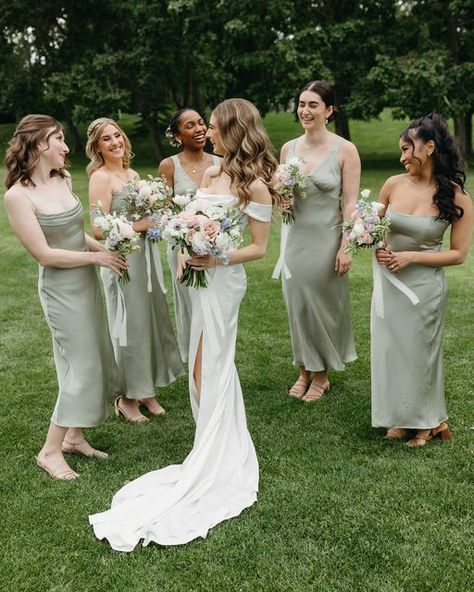 Park & Fifth on Instagram: "Obsessing over @rissarussell’s True Sage bridesmaid palette.💚  Shot by @carissamariephotography_" Sage Bridesmaid Dresses With Groomsmen, Bridesmaid Dresses With Groomsmen, Bridesmaid Palette, Bridesmaid Dresses Black, Sage Green Bridesmaid Dresses, Sage Green Bridesmaid, Black Suit Dress, Sage Bridesmaid Dresses, Sage Green Bridesmaid Dress