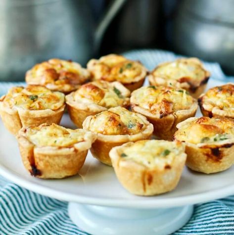 Shrimp Mini Quiche Appetizers | Karen's Kitchen Stories Quiche Appetizers, Shrimp Quiche, Quiche Mini, Seafood Quiche, French Pastry Recipes, Appetizers Shrimp, Muffin Cups Recipes, Mini Quiche Recipes, Cups Recipes