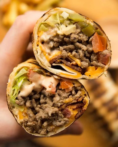 Cheese Burger Burrito, Cheese Burger Tortilla Wraps, Cheesy Bacon Burger Wraps, Bacon Cheeseburger Wraps, Cheeseburger Crunch Quesadilla, Cheeseburger Burrito, Cheeseburger Wraps, Sandwich Wraps Recipes, Hamburger Dishes