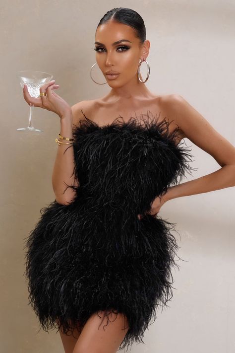 Black Feather Dress, Halter Neck Mini Dress, Seductive Style, Black Tie Gala, Wedding Guest Looks, Black Sequin Dress, Feather Dress, Black Tie Event, Black Feathers